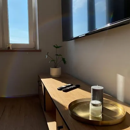 Apartament Atrakcyjna Kawalerka 45